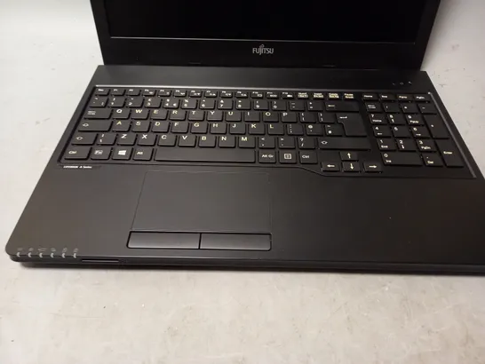 FUJITSU LIFEBOOK A555 LAPTOP 