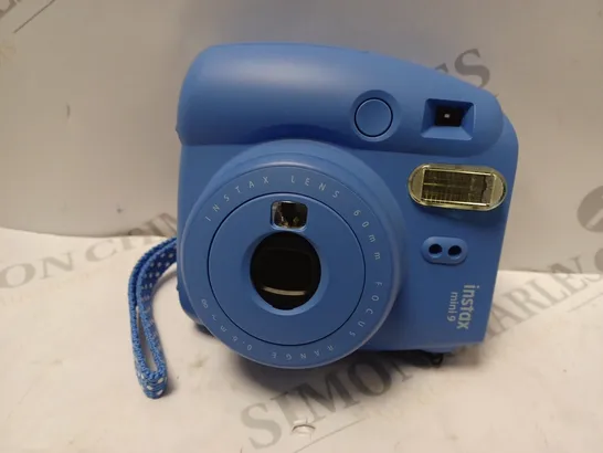 BOXED FUJIFILM INSTAX MINI 9 CAMERA - COBALT