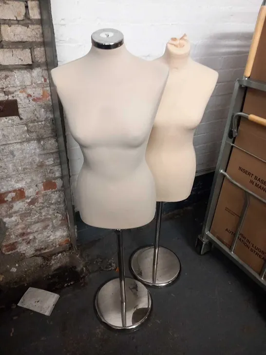 2 ASSORTED MANNEQUINS