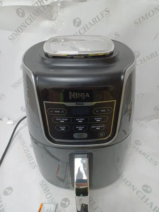 BOXED NINJA AIR FRYER MAX 5.2L