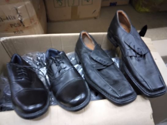 7 PAIRS OF ASSORTED MENS CASUAL SHOES 