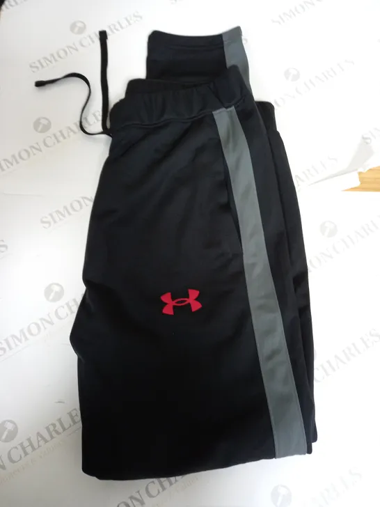 UNDER ARMOUR TRACKSUIT BOTTOMS SIZE L