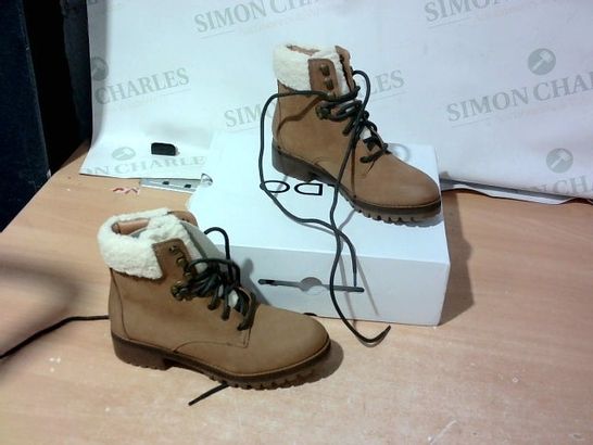 BOXED PAIR OF ALDO BOOTS SIZE 4