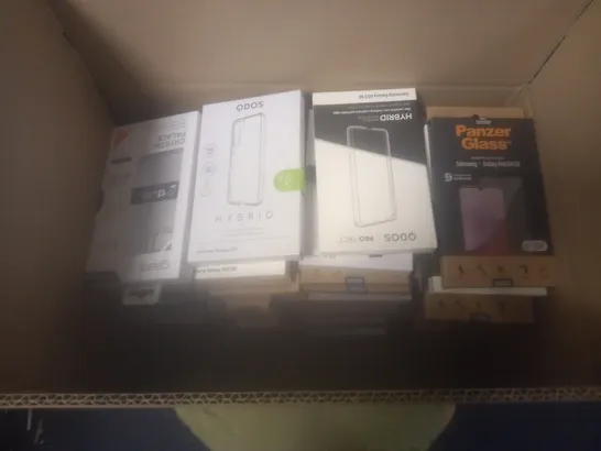 BOX OF APPROX 25 ASSORTED IPHONE ITEMS TO INCLUDE - PANZER GLASS SAMSUN GALAXY S23 - GEAR4 CRYSTAL PALACE - INVISIBLE SHIELD GLASS ELITE ETC