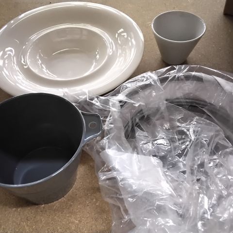 4 BOXES OF APPROXIMATELY 60 ITEMS INCLUDING PORCELITE WHITE CONIC BOWL, PLASTIC LID, GREY MELAMINE RANCH, PORLAND PASTA BOWL