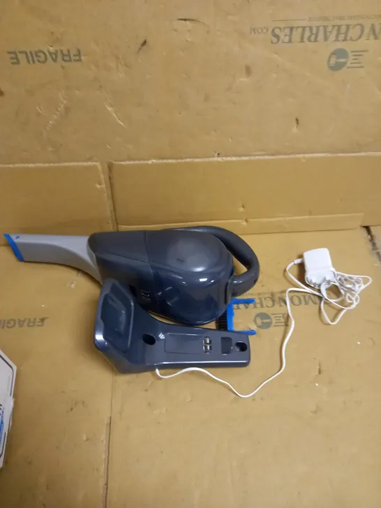 BLACK + DECKER SMARTTECH DUSTBUSTER 