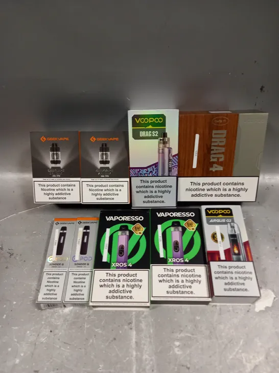 APPROXIMATELY 20 ASSORTED E-CIGARETTE PRODUCTS/ACCESSORIES TO INCLUDE VOO POO, GEEK VAPE, VAPORESSO ETC