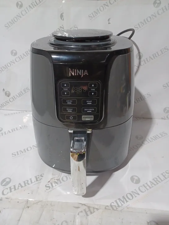 NINJA AIR FRYER 3.8L AF100UK