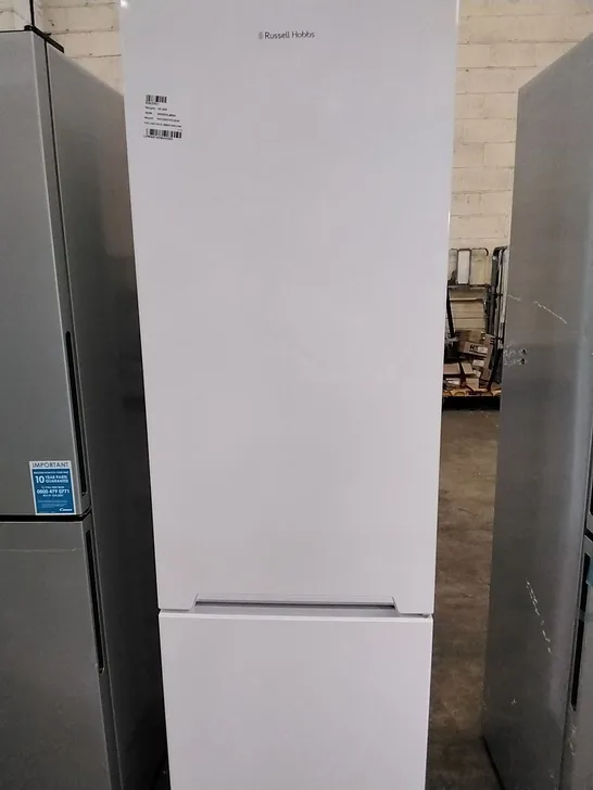 RUSSELL HOBBS 70/30 279L 180CM HIGH FREESTANDING FROST FREE FRIDGE FREEZER