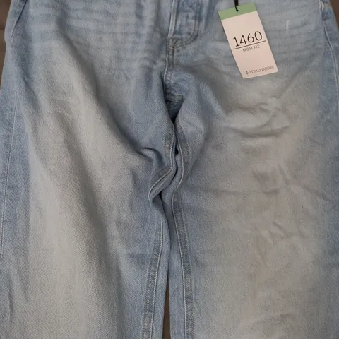 STRADIVARIUS 1460 MOM FIT JEANS IN LIGHT BLUE SIZE 14