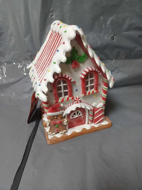 THREE KINGS GINGERBREAD HOUSE CHRISTMAS DECORATION - 20 X 14 CM RRP £25