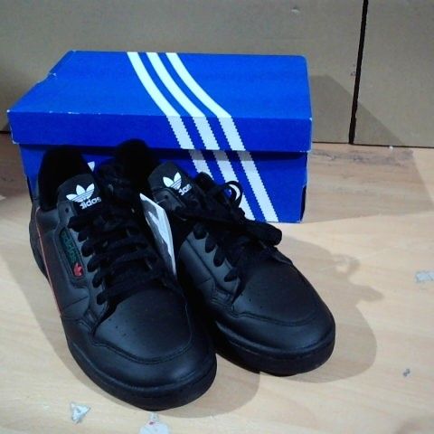 BOXED PAIR OF ADIDAS ORIGINAL CONTINENTAL TRAINERS BLACK SIZE 8.5