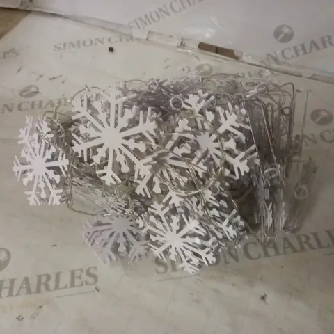 HOME REFLECTIONS SET OF 2 LARGE METAL SNOWFLAKE LIGHT STRAND