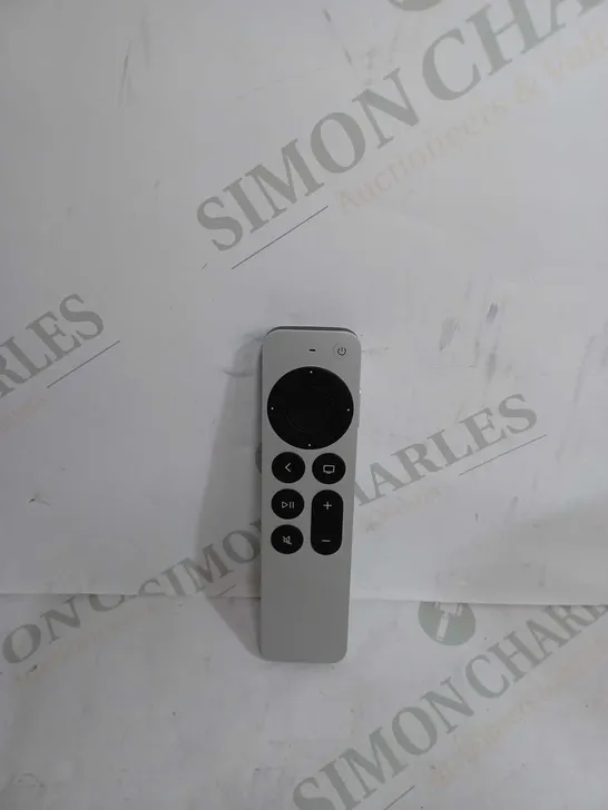 APPLE SIRI REMOTE