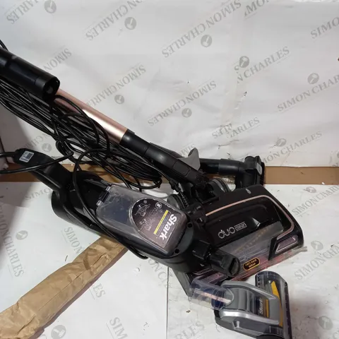 SHARK CORDED STICK VACUUM HZ500UKT