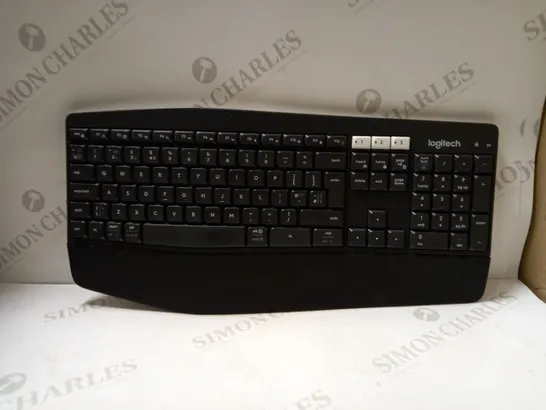 LOGITECH MK850 PERFORMANCE KEYBOARD