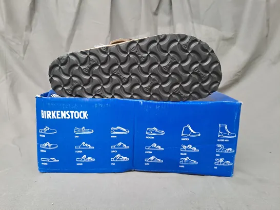 BOXED PAIR OF BIRKENSTOCK BOSTON BS SHOES IN GREY-GREEN UK SIZE 3