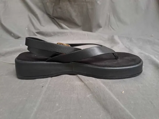 MANGO MNG THONG SANDALS BLACK SIZE 5