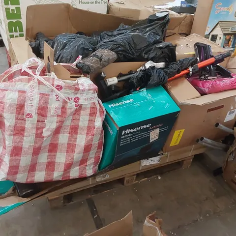 PALLET OF ASSORTED INCOMPLETE HOUSEHOLD ITEMS TO INCLUDE; GARDEN PLAYSET AND VACUUM CLEANER PARTS 