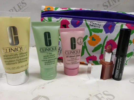 CLINIQUE GIFT BAG AND PRODUCTS 5 ITEMS IN BAG 