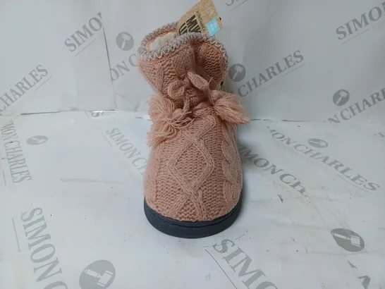 MUK LUKS LINA SLIPPER BOOT ROSE GOLD SIZE 4