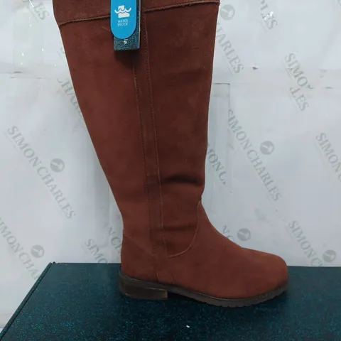 EMU AUSTRALIA HERVEY KNEE HIGH BOOT TAWNY - W8/M7