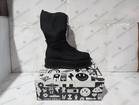 BRAND NEW BOXED PAIR OF KOI VEGAN LEATHER PALANTIR PLATFORM LACE UP BOOTS IN BLACK UK SIZE 10