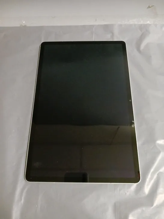 SAMSUNG GALAXY TAB S8+ SM-X800 IN SILVER