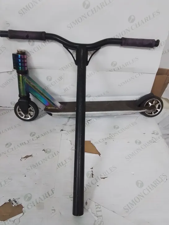 STUNTED NEO-MORPH STUNT SCOOTER RRP £110