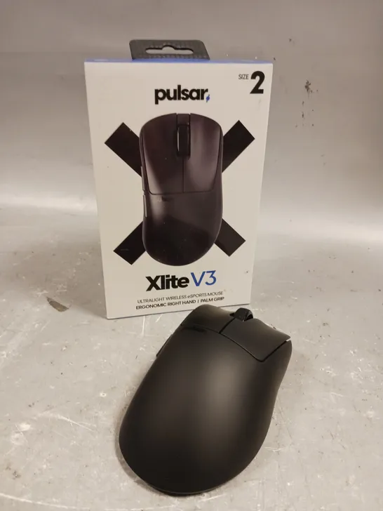 BOXED PULSAR XLITE V3 WIRELESS GAMING MOUSE - SIZE 2 