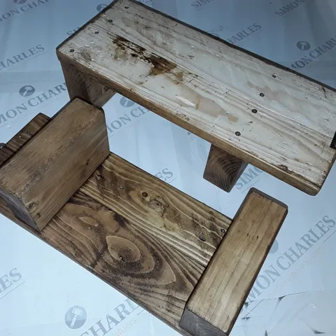 PAIR OF WOODEN HANGING SHELVES 