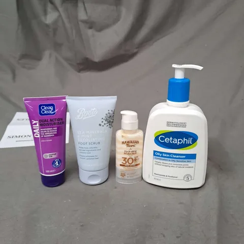 APPROXIMATELY 20 ASSORTED COSMETIC PRODUCTS TO INCLUDE CETAPHIL OILY SKIN CLEANSER, CLEAN & CLEAR FACE WASH AND HAWAIIAN TROPIC FACE LOTION  ETC. 