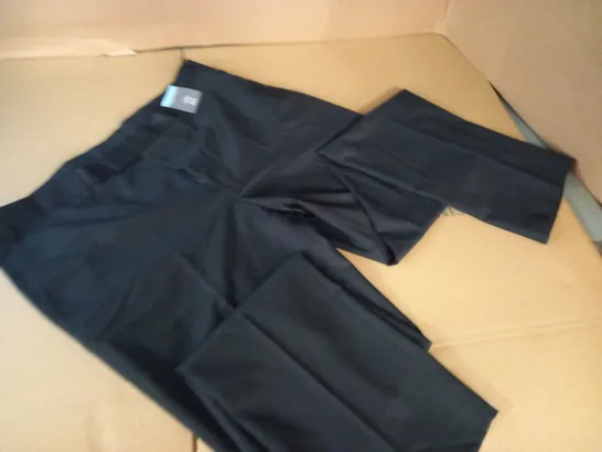 M&S REGULAR FIT BLACK TROUSERS - W40 L35