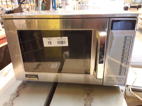 SHARP 1700W/R-2397 COMMERCIAL MICROWAVE