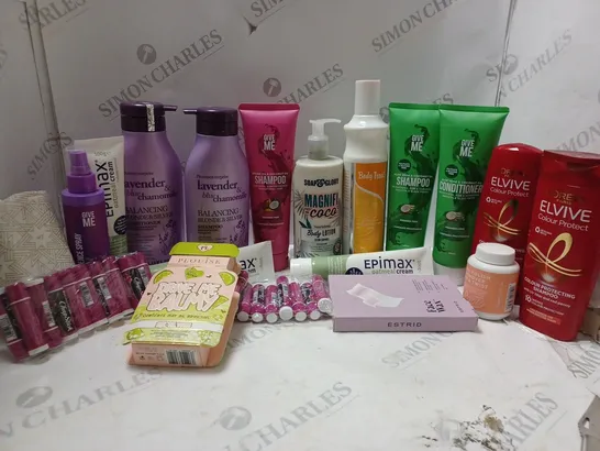 APPROXIMATELY 18 ASSORTED COSMETICS ITEMS TO INCLUDE LUXLISS LAVENDER & BLUE CHAMOMILE SHAMPOO (500ml), LOREWAL ELVIVE COLOUR PROTECT SHAMPOO (250ml), EPIMAX OATMEAL CREAM (100g), ETC