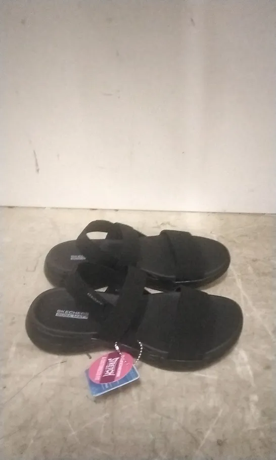 BOXED LADIES SKETCHERS GO WALK SANDALS IN BLACK  (SIZE 5)