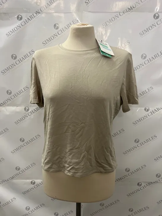 TALA 365 SHORT SLEEVE T SHIRT IN SAND SIZE XXXL