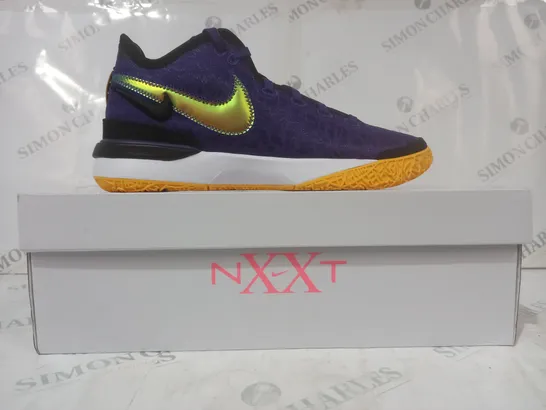 BOXED PAIR OF NIKE ZOOM LEBRON NXXT GEN SHOES IN PURPLE/METALLIC GOLD UK SIZE 7.5