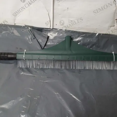 TELESCOPIC HANDLE ARTIFICIAL FAKE GRASS BRUSH