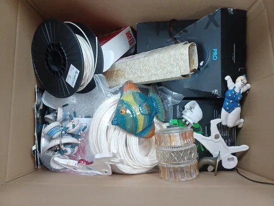 APPROXIMATELY 15 ASSORTED ITEMS TO INCLUDE PRINTER FILAMENT, RAZER KRAKEN HEADSET, CERAMIC ORNAMENTS, ETC - COLLECTION ONLY