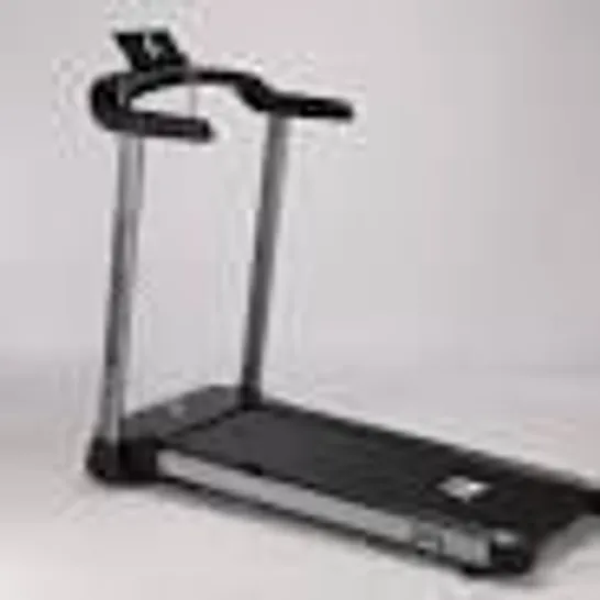 BOXED ISTARZ X STREAM GYM DYNAMO PRO P1 EXERCISE TREADMILL/ RUNNING MACHINE