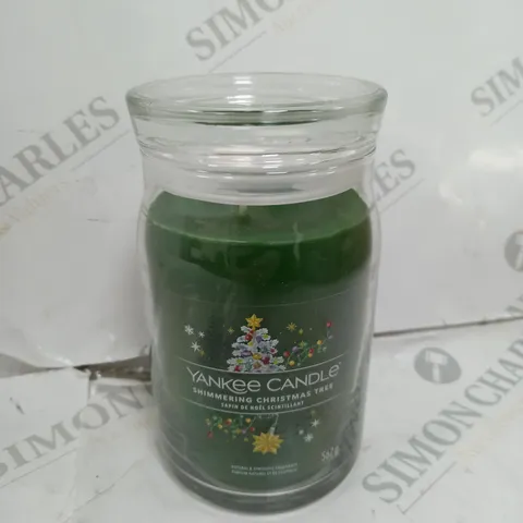 YANKEE CANDLE CHRISTMAS TREE CANDLE 