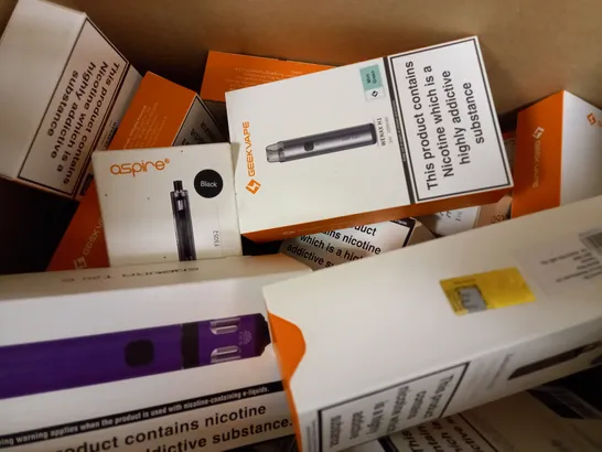 APPROXIMATELY 20 ASSORTED BOXED VAPING PRODUCTS TO INCLUDE INNOKIN ENDURA T20 S, GEEKVAPE WENAX H1, ASPIRE ZELOS NANO KIT ETC. 