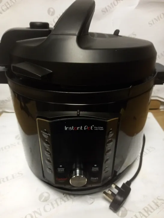 INSTANT POT PRO CRISP ELECTRIC MULTI COOKER