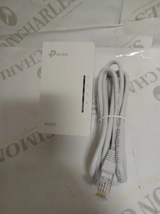 TP-LINK AV600 POWERLINE WI-FI KIT 