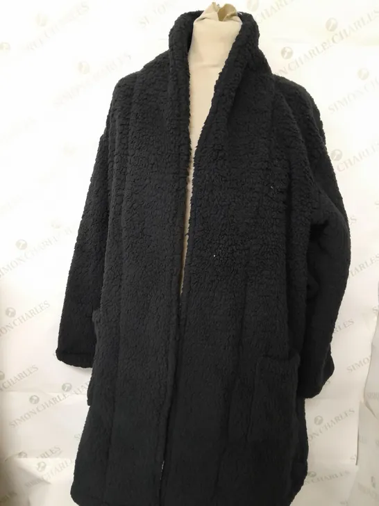 COTTON ON THE HOTEL BODY SNUGGLE ROBE IN DARK NAVY SIZE XS | S