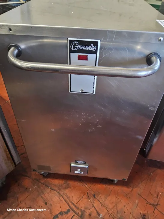 GRUNDY ELECTRIC HOT CUPBOARD