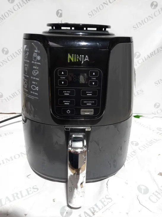 NINJA AIR FRYER 3.8L AF100UK