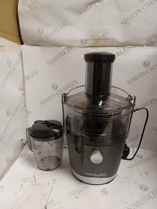 BOXED NUTRIBULLET JUICER 