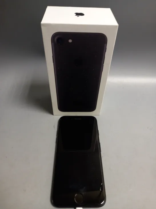 BOXED IPHONE 7 BLACK 32GB